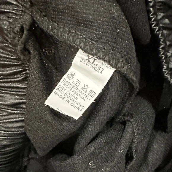 Black Sequin Jogger Pants - Picture 4 of 6